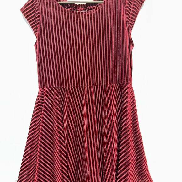 Other Other - Unbranded Girl's Red Velvet Pleated Party Dress with‎ Heart Zipper